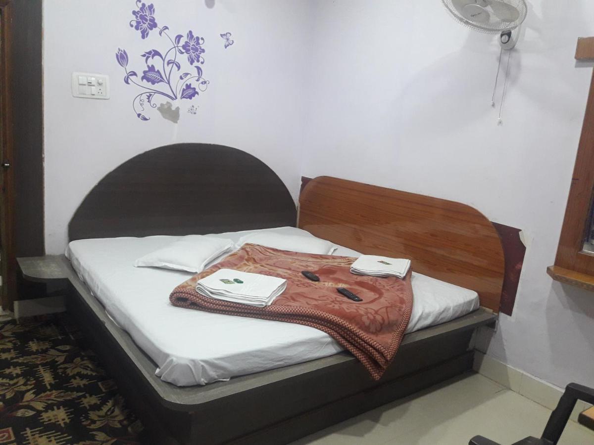 Hotel Rajvihar Pachmarhī Dış mekan fotoğraf